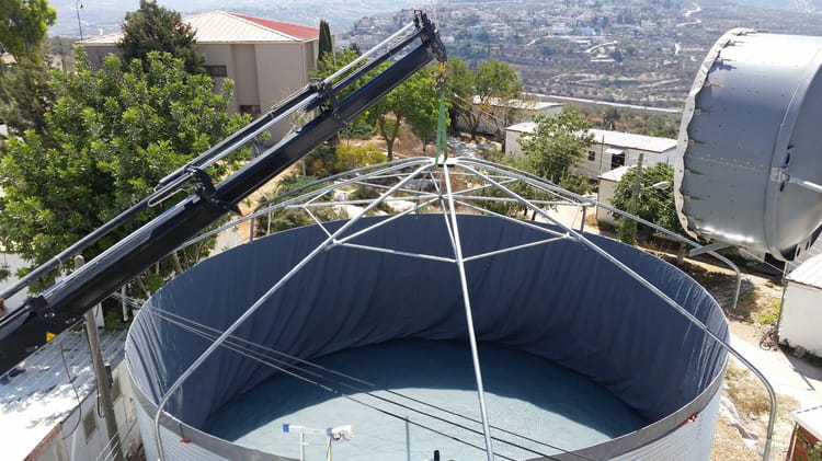 Leiner for water storage containers